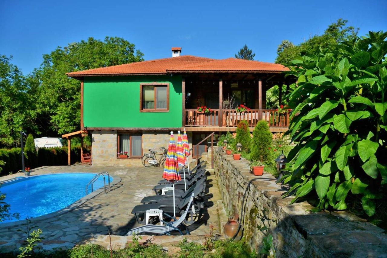 Къща Край Реката/ House By The River Vetrintsi المظهر الخارجي الصورة